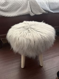 Faux Fur Ottoman Foot Stool