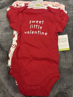 New with tags Hudson baby 3 bodysuits 6-9 months Valentine’s Day inspired 
