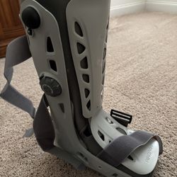 Aircast Walking Boot