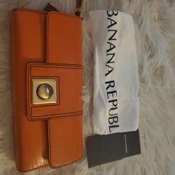 BRAND NEW WITH TAGS, (&120.00!) AUTHENTIC BANANA REPUBLIC clutch handbag purse, only $40