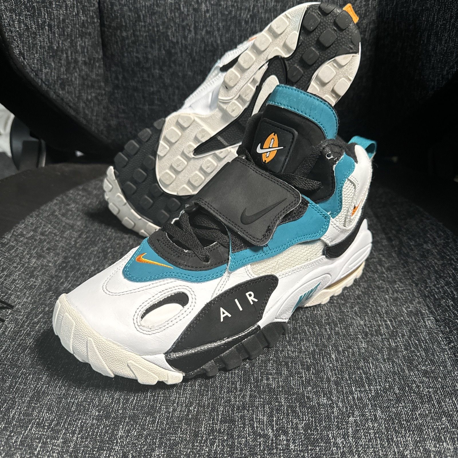 Size 9 Men's - Nike Air Max Speed Turf Dan Marino 525225-100 for