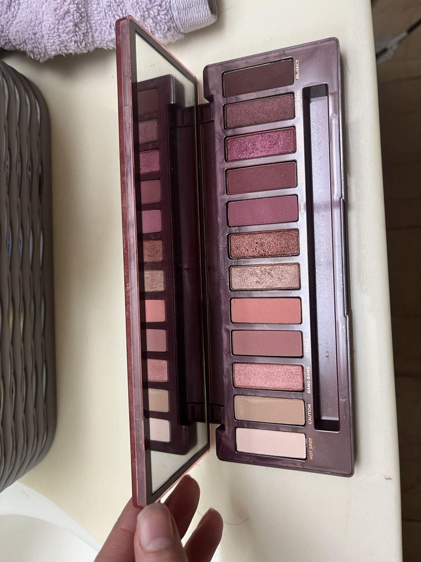 Urban Decay Cherry Eyeshadow Palette For Sale