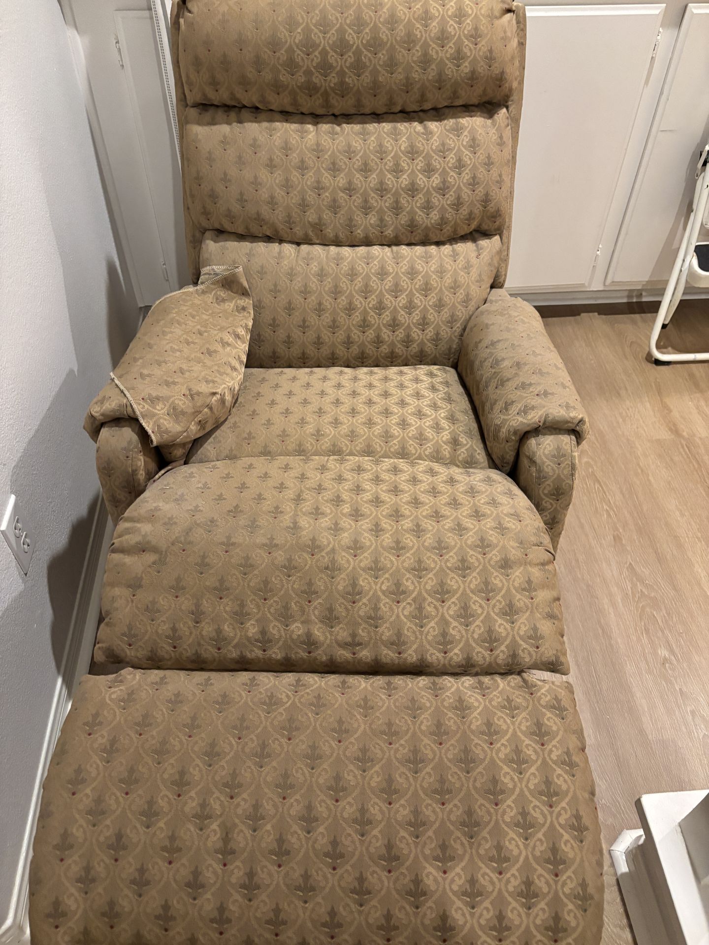Recliner Rocker