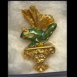 Rare Vintage Kirks Folly Whimsical Frog Brooch Pin Green Enamel Gold-tone