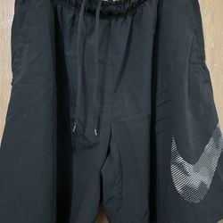 Men’s XXL Nike Shorts 