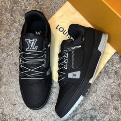 Louis Vuitton Shoe Size 11