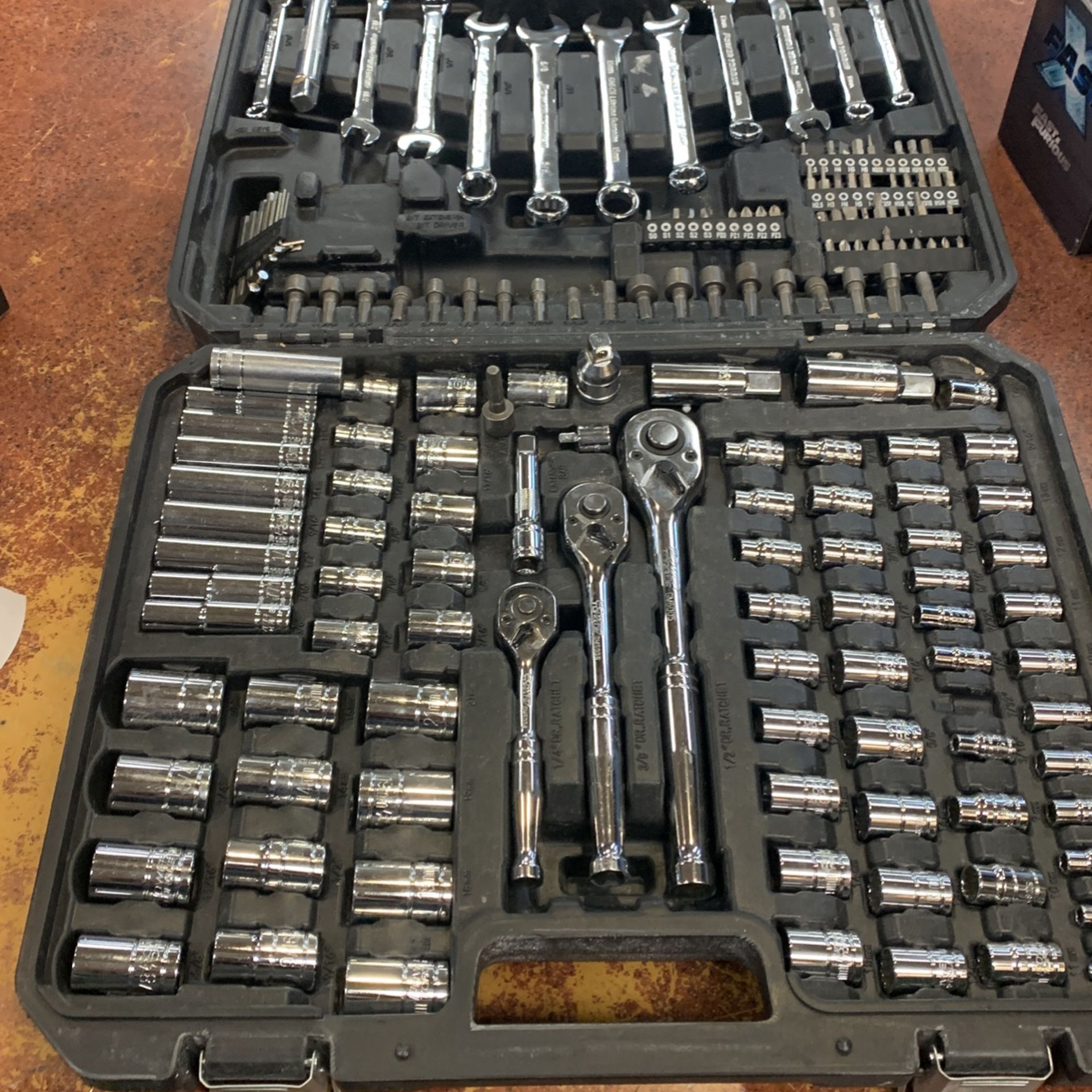 Power Torque 200 Pc Socket Set