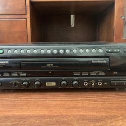 PIONEER LASER KARAOKE (CLD-V879)