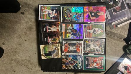 Sports Cards Basketball/Baseball/Football/Soccer