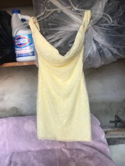 Windsor yellow dress size small