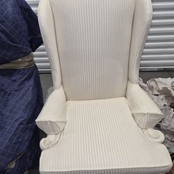 Ethan Allen Traditional Classic twin wing arm chair