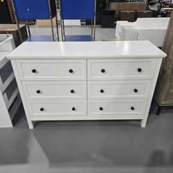 M-New White Dresser for Bedroom, Modern 6 Drawer Double Dresser with Deep Drawer and Metal Handle, Wood Dressers & Chests of Drawers for Hallway, Entr