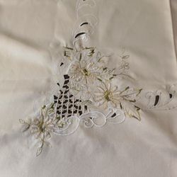 Fabric Table Cloth With 6 Cloth napkins