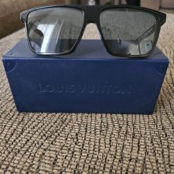 LV Sunglasse