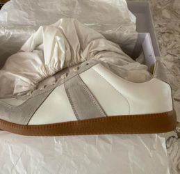 Margiela GAT White/Grey sz 42 $240