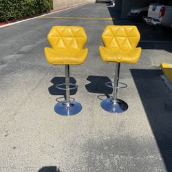 To retro barstools adjustable height