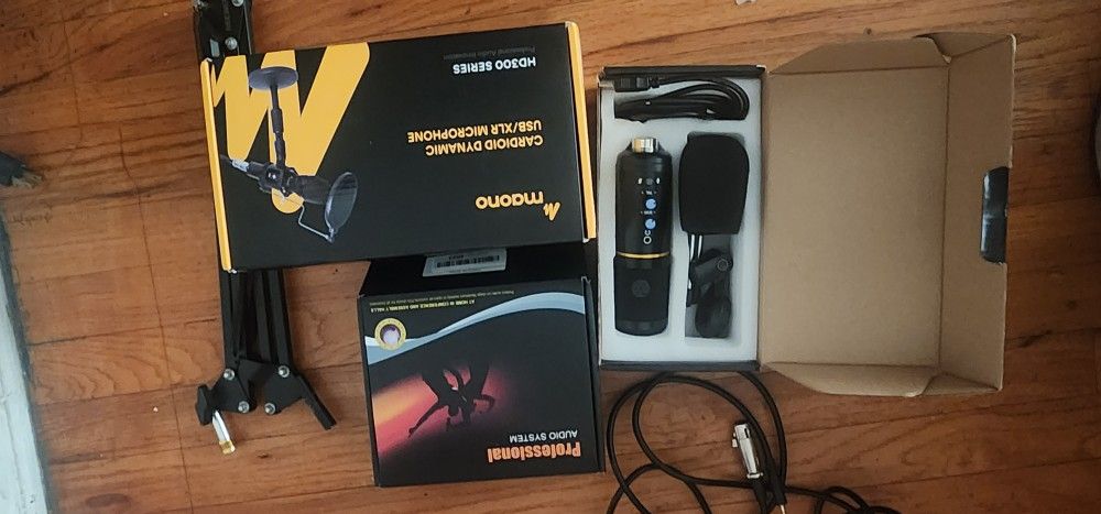 MICROPHONE LOT AND KARAOKE MIXER