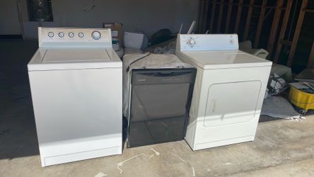 Washer ,gas dryer,dishwasher all for $125.00