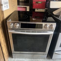 Estufa Eléctrica Samsung En Buenas Condiciones