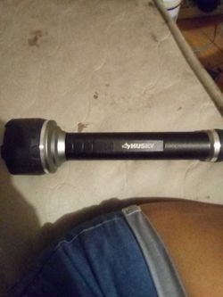 Husky flashlight