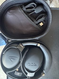 ASUS ROG Wireless Gaming Headset with Case