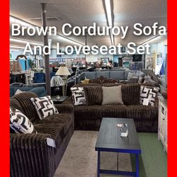 🤩 Sofa and Loveseat Set