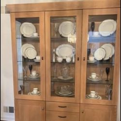 Ethan Allen China Cabinet