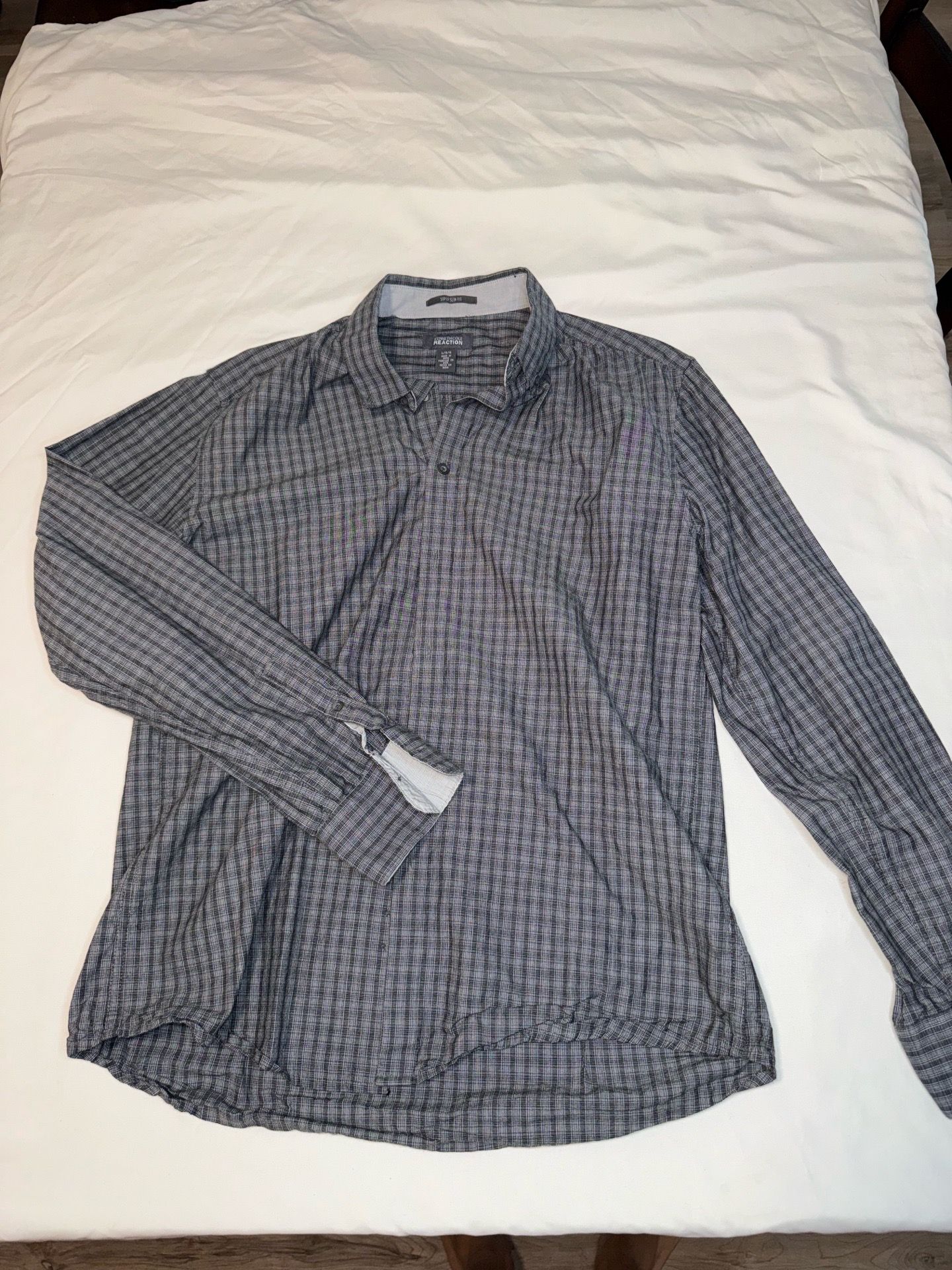Kenneth Cole Reaction Slim Fit Men’s Gray Plaid