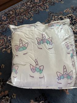 Twin Unicorn comforter with pillow case’s