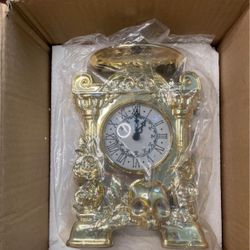 Bath & Body Works Skulls & Roses 3 Wick Candle Holder With Clock