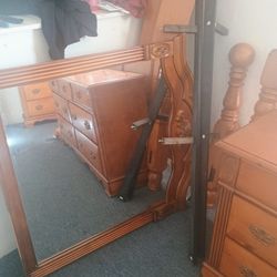 Wooden Bed Room Set