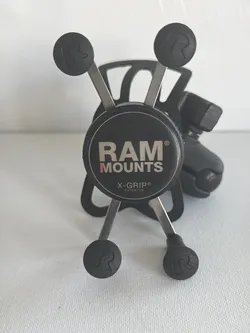 RAM Mounts X-Grip Universal Phone - EUC