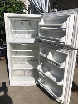 Frigidaire refrigerator