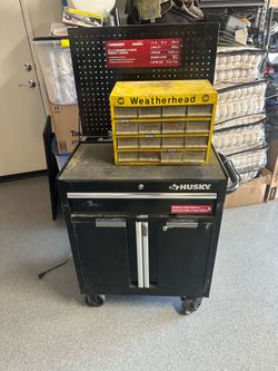 Husky Rolling Cart