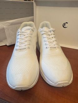 Conzuri White Knit Sneakers Size 9.5