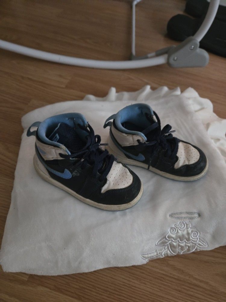 FREE Baby CLOTHES 2T