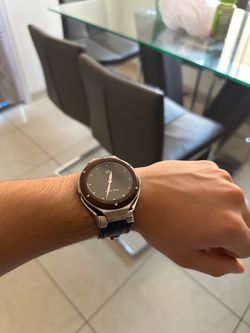 NOVE swiss made premium watch