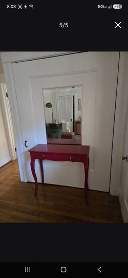 Red entry table