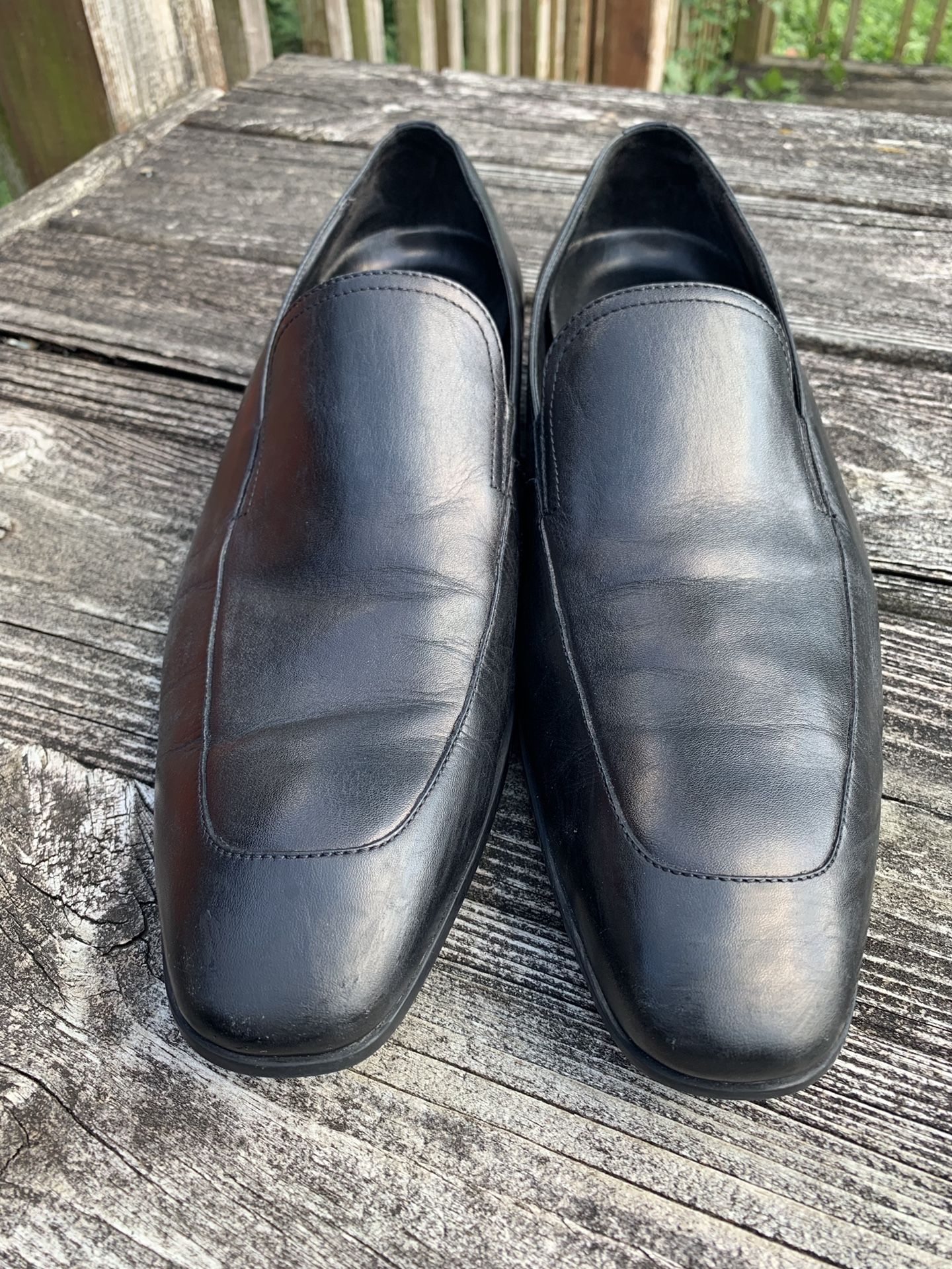 Hugo Boss dress shoes size 11