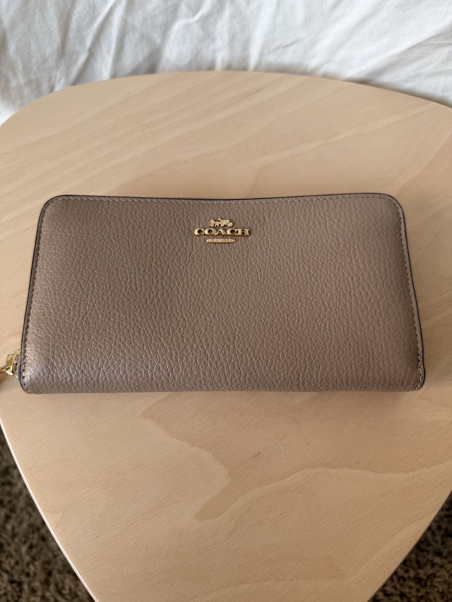 COACH Long Zip Around Wallet (IM/Taupe)