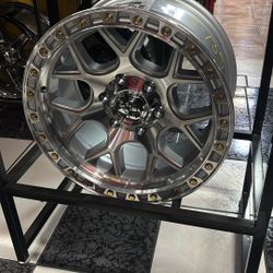 17” Ford F-150      (6-135 ) 🥑🛻