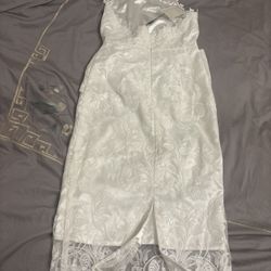 Brand New Size Small Christmas White Dress Lace