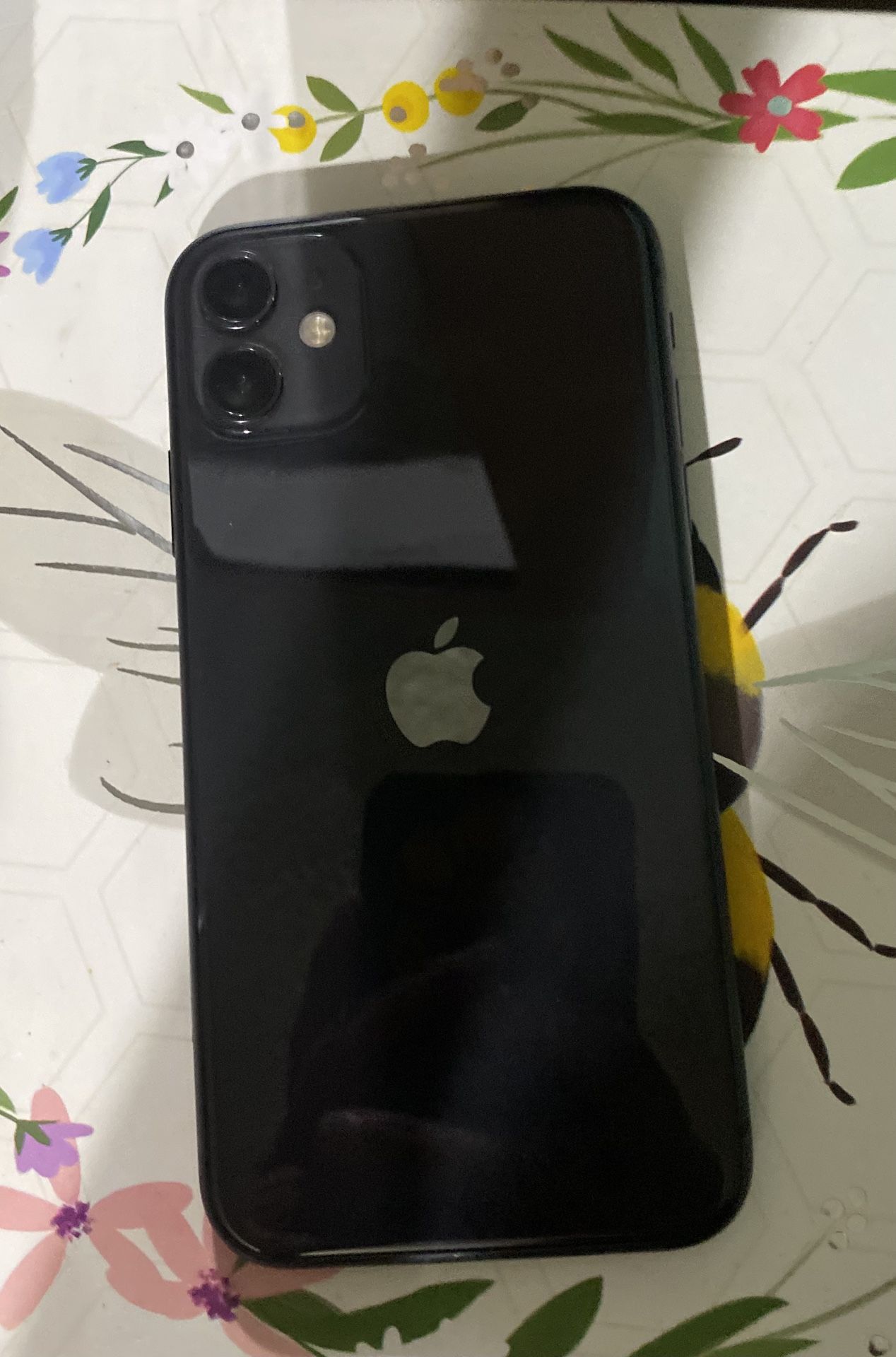 For Sale Or Trade On Sum. Iv Got a iphone 11’a