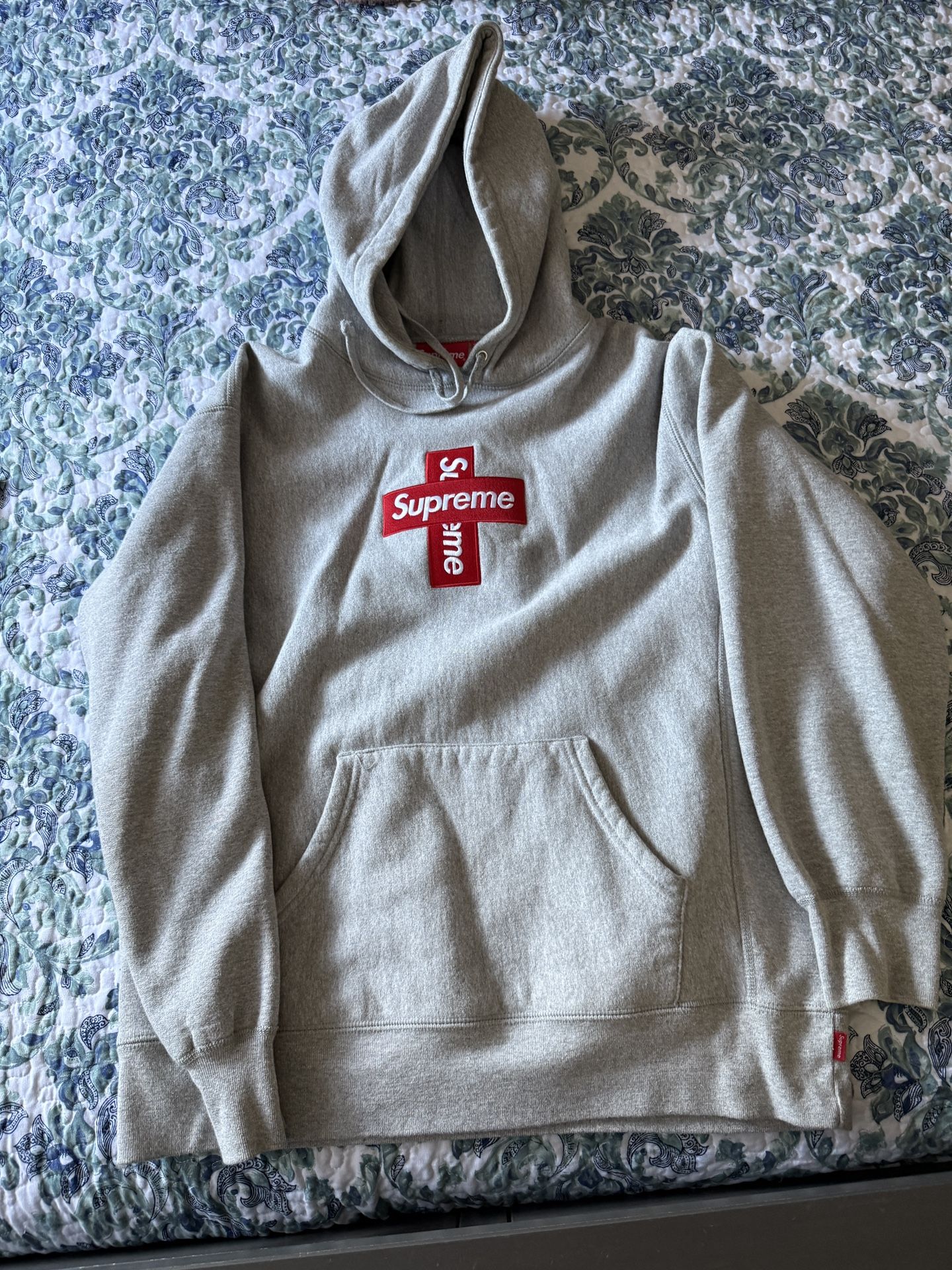 Supreme Hoodie Sz m