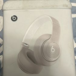 BRAND NEW BEATS STUDIO PRO UNOPENED!!