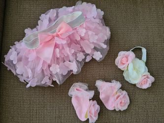 Newborn baby outfit