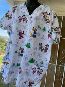 Women's Nursing Disney Christmas Uniform Top Size XL
