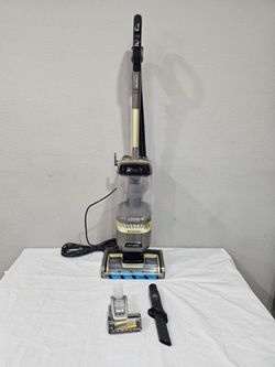 Shark LA502 Rotator LiftAway Adv DuoClean upright vacuum