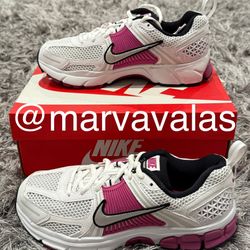 Nike Zoom Vomero 5 Fuchsia. Womens 8 / GS 6.5Y