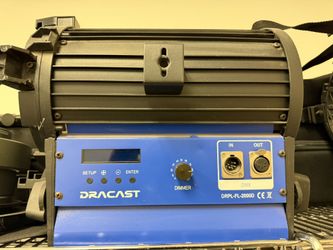 DRACAST fresnel 2000 Bi-Color LED Light